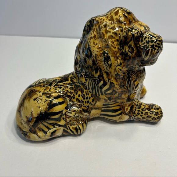 La Vie Ceramic Lion Figurine Sitting Safari Pattern Decoupage Collectible - Picture 5 of 6